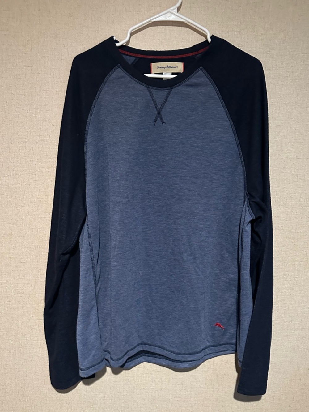 Tommy Bahama Men's XXL Blue Casual Long-Sleeve Raglan Shirt
